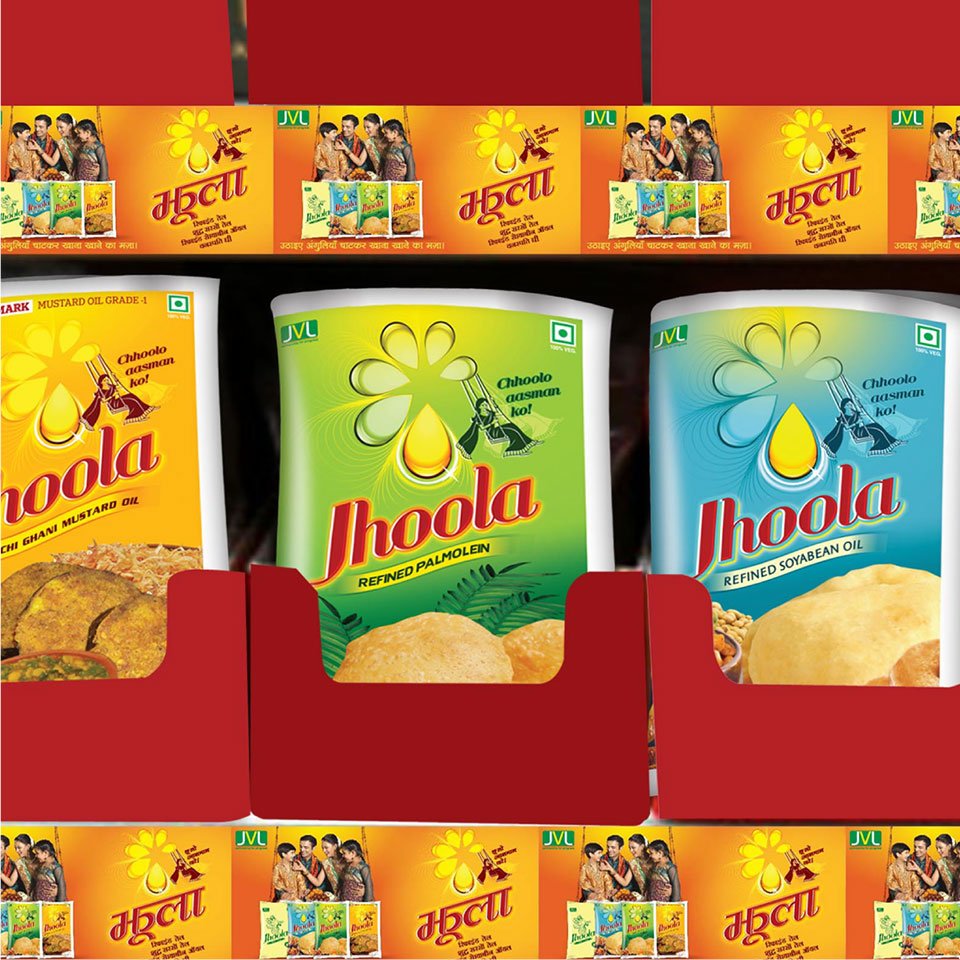 https://www.old.wysiwyg.co.in/sites/default/files/worksThumb/jvl-jhoola-oil-soyabean-mustard-palmolein-packaging-retail-packet-2015.jpg