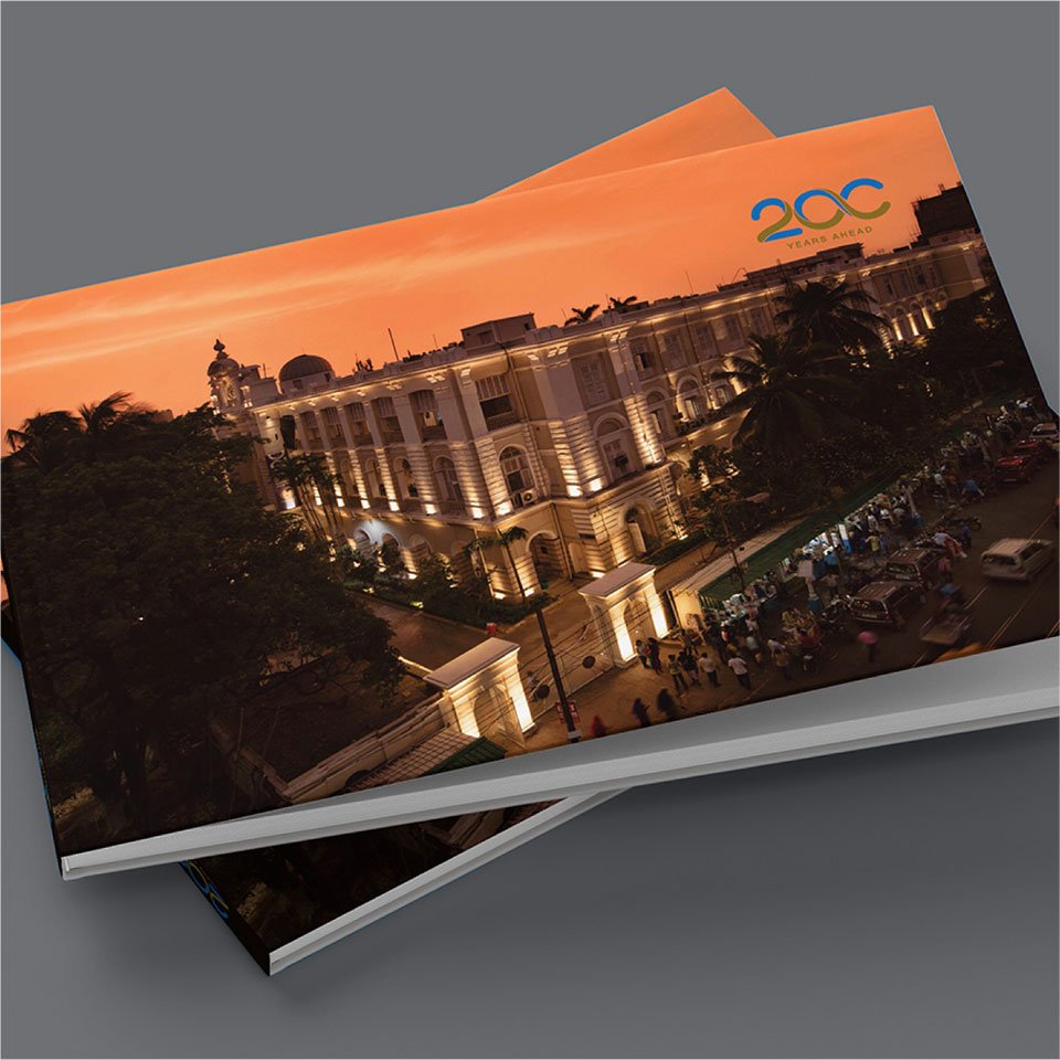 https://www.old.wysiwyg.co.in/sites/default/files/worksThumb/presidency-university-print-brochure-book-2017-01_0.jpg